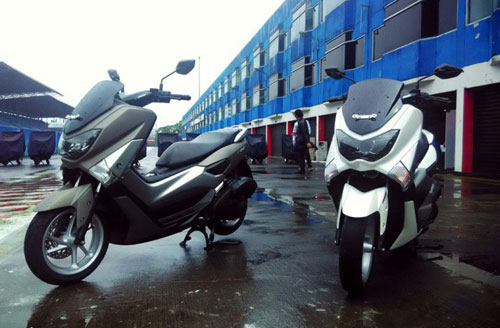 Xe tay ga Yamaha Nmax gi&aacute; rẻ tr&igrave;nh l&agrave;ng